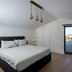 Romantic Pool House Vila do Conde