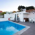 Сasa de vacaciones Romantic Pool House Vila do Conde