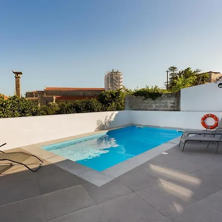 Romantic Pool House