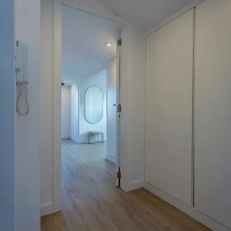 Romantic Pool House Вила-ду-Конди