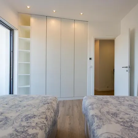 Romantic Pool House *