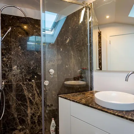 بيت للعطل Romantic Pool House *