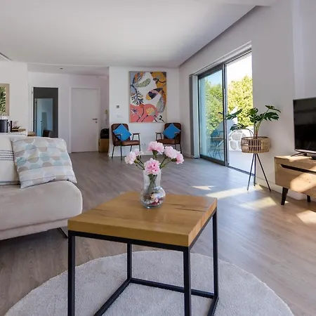 بيت للعطل Romantic Pool House *