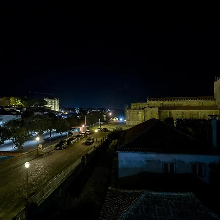 Romantic Pool House بيت للعطل فيلا دو كوندي