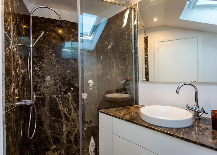 בית נופש Romantic Pool House *