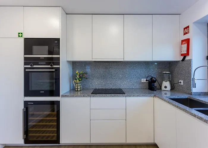 Romantic Pool House بيت للعطل فيلا دو كوندي